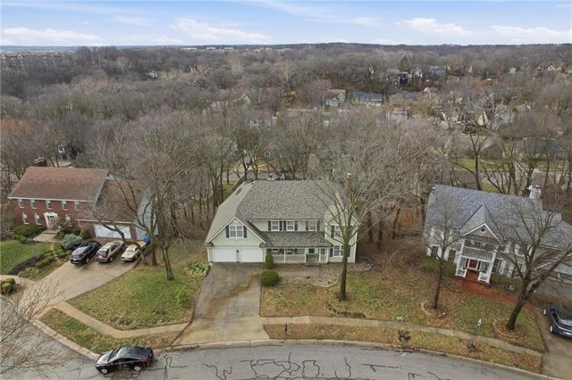 506 Kings Ridge, Liberty, MO 64068