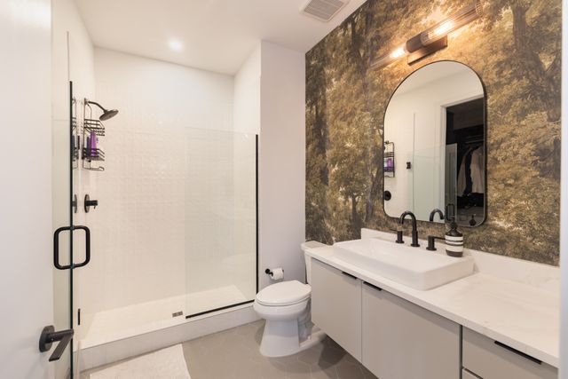 500 Merritt Ave Apt 204, Nashville, TN 37203