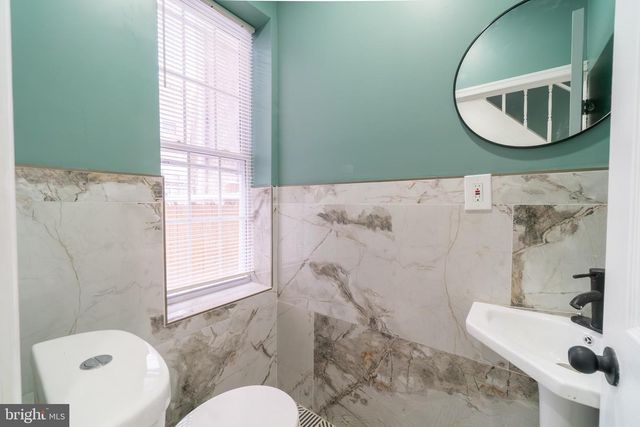 2517 N NEWKIRK ST, Philadelphia, PA 19132