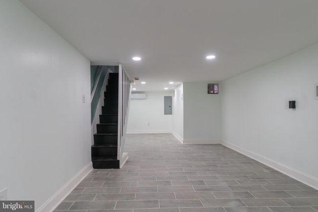 2517 N NEWKIRK ST, Philadelphia, PA 19132