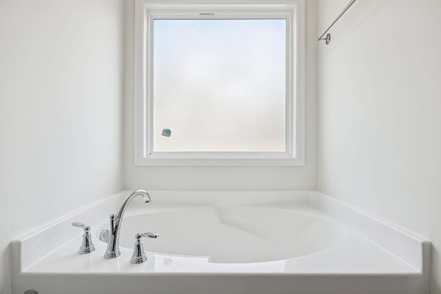 281 Estates Dr, Smithville, TN 37166