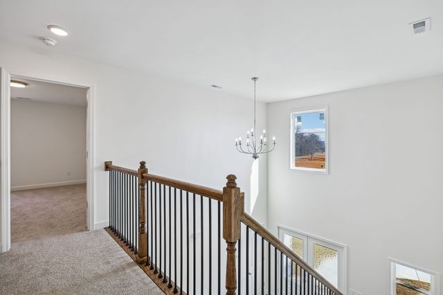 281 Estates Dr, Smithville, TN 37166