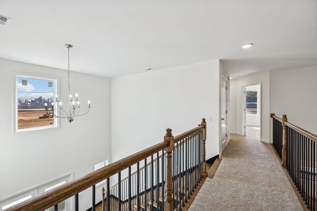 281 Estates Dr, Smithville, TN 37166