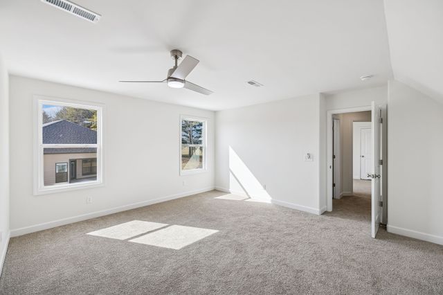 281 Estates Dr, Smithville, TN 37166