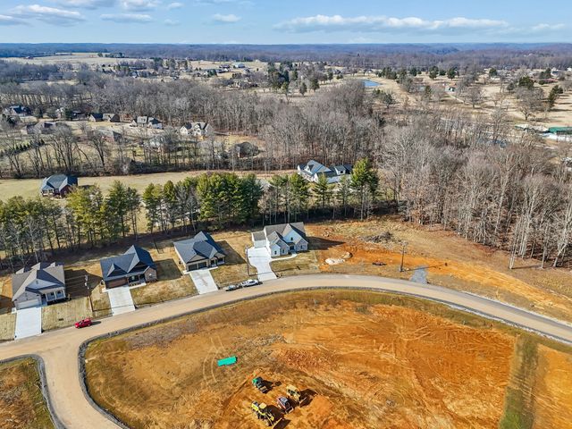 281 Estates Dr, Smithville, TN 37166