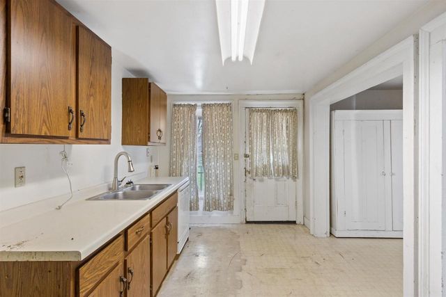 551 3RD STREET SOUTH, Wisconsin Rapids, WI 54494