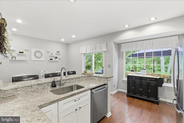 13062 QUARTZ LN, Clifton, VA 20124