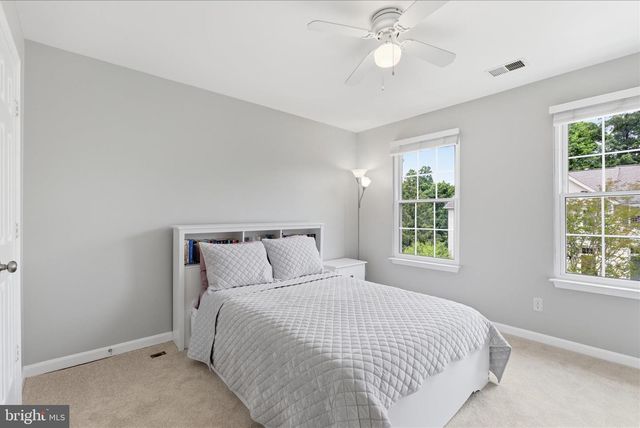 13062 QUARTZ LN, Clifton, VA 20124