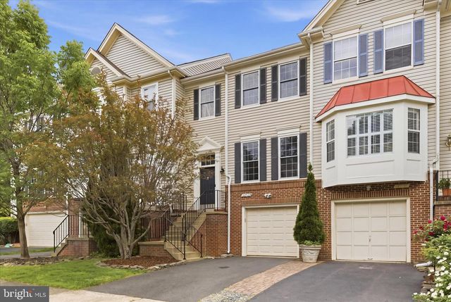 13062 QUARTZ LN, Clifton, VA 20124