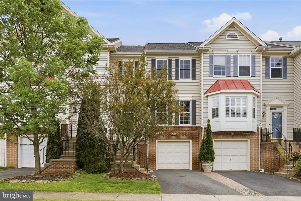13062 QUARTZ LN, Clifton, VA 20124