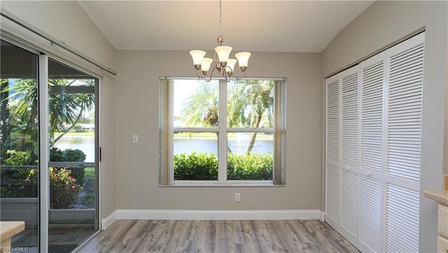 402 Emerald Bay CIR E7, Naples, FL 34110