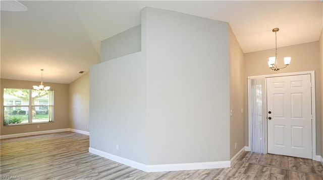 402 Emerald Bay CIR E7, Naples, FL 34110