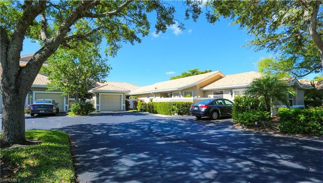 402 Emerald Bay CIR E7, Naples, FL 34110