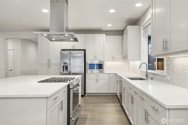 5311 NE Waldron Drive NE, Lacey, WA 98516