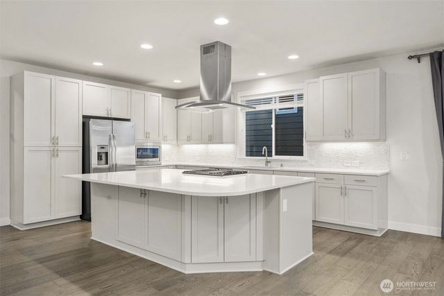 5311 NE Waldron Drive NE, Lacey, WA 98516