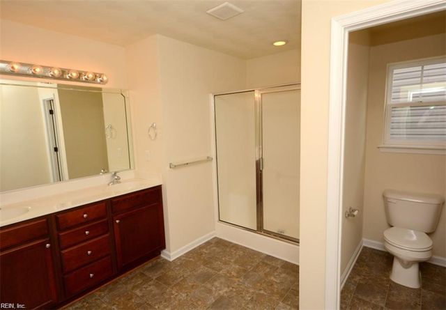 5124 Whitaker PL, Virginia Beach, VA 23462