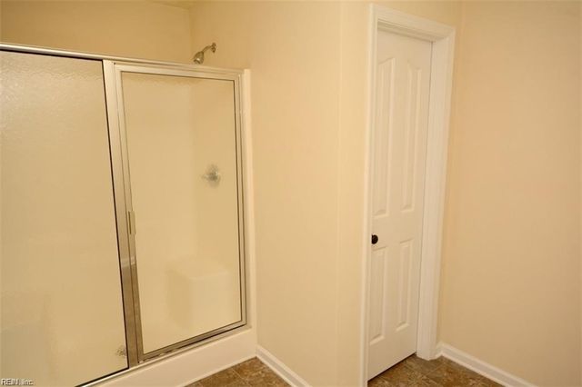5124 Whitaker PL, Virginia Beach, VA 23462