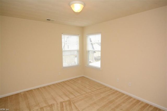 5124 Whitaker PL, Virginia Beach, VA 23462