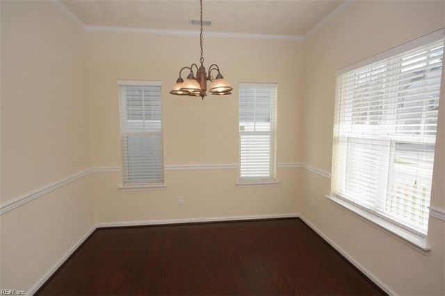 5124 Whitaker PL, Virginia Beach, VA 23462