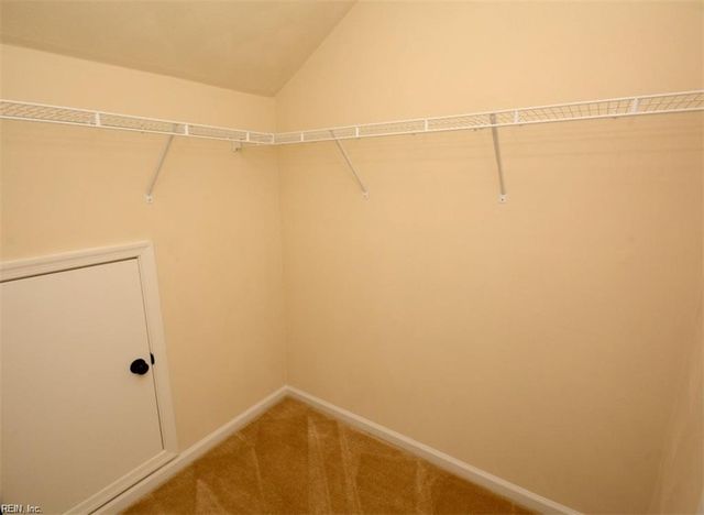 5124 Whitaker PL, Virginia Beach, VA 23462