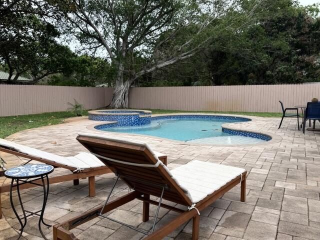5821 SW 13th Street, Plantation, FL 33317