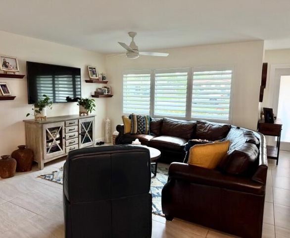 5821 SW 13th Street, Plantation, FL 33317