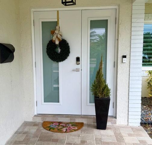 5821 SW 13th Street, Plantation, FL 33317