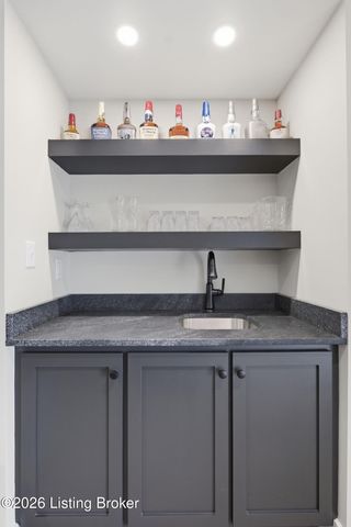 6304 Leyton Ct, Crestwood, KY 40014