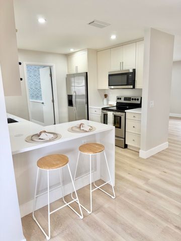 1753 16th Court N, Lake Worth Beach, FL 33460