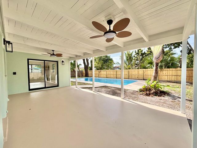 1753 16th Court N, Lake Worth Beach, FL 33460