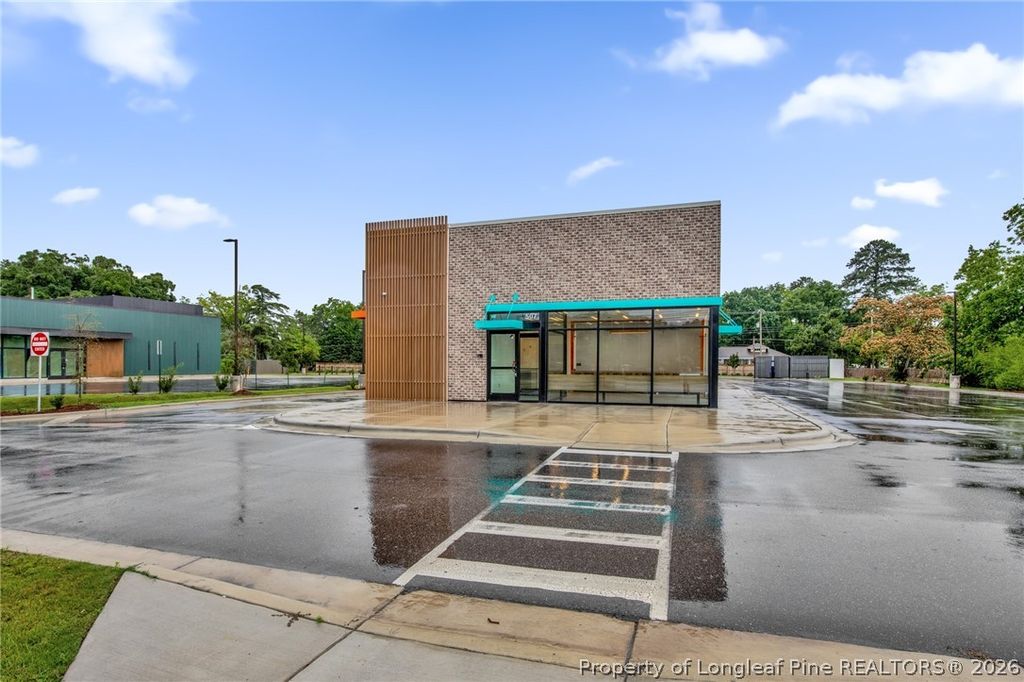 507 W THIRD Street, Pembroke, NC 28372 — photo 2