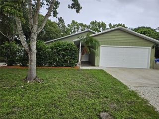 6226 5th Street, Vero Beach, FL 32968