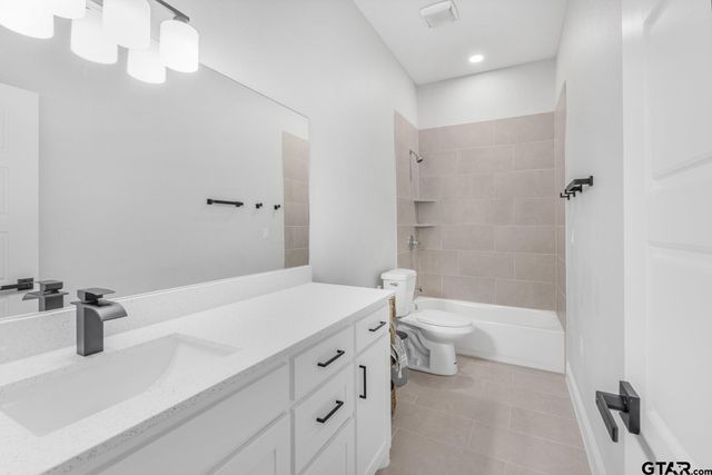 2062 County Road 1612, Alba, TX 75410