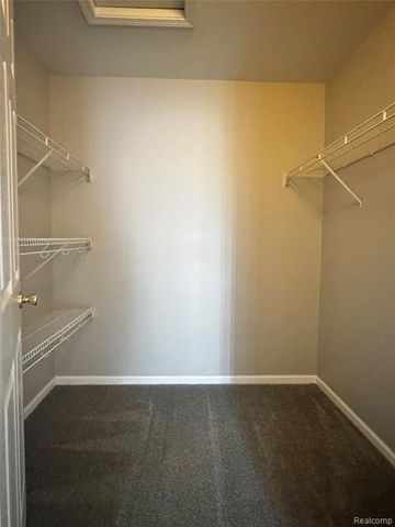 45997 Rhodes Drive, Macomb, MI 48044