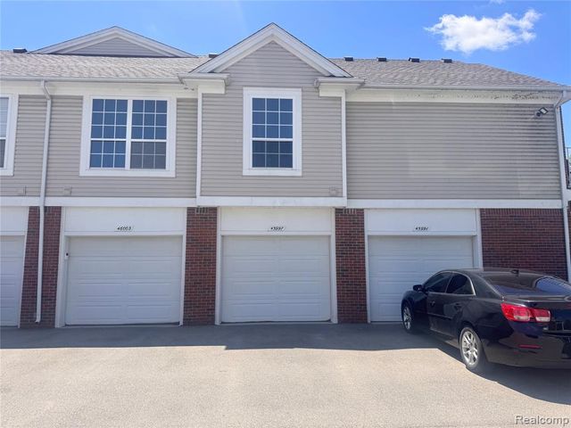 45997 Rhodes Drive, Macomb, MI 48044