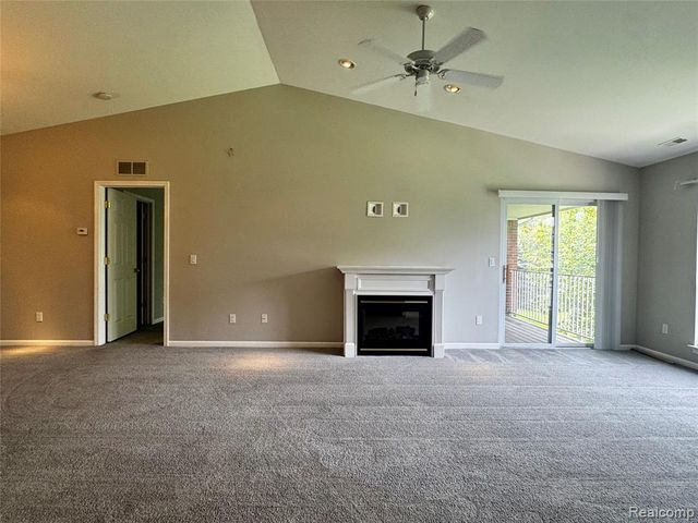 45997 Rhodes Drive, Macomb, MI 48044