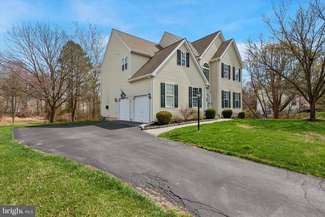 1025 WIGGINS WAY, West Chester, PA 19380