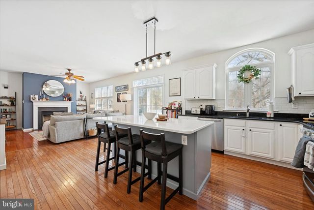 1025 WIGGINS WAY, West Chester, PA 19380