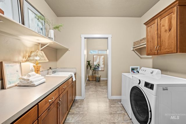719 W Arbor Pointe Way, Nampa, ID 83686