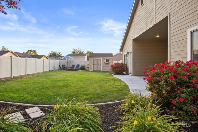 719 W Arbor Pointe Way, Nampa, ID 83686
