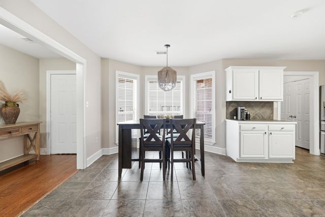22 Ruby June St, Vilonia, AR 72173