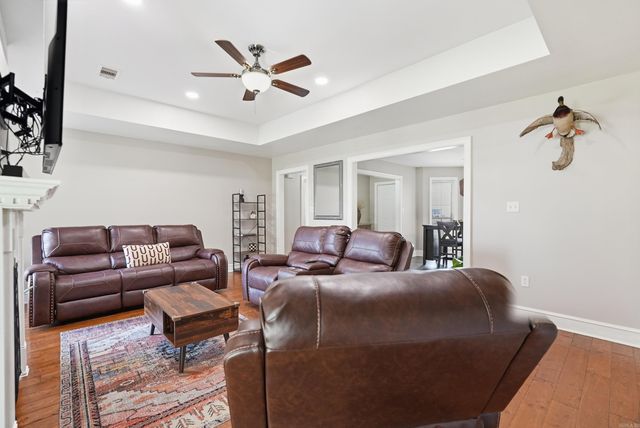 22 Ruby June St, Vilonia, AR 72173