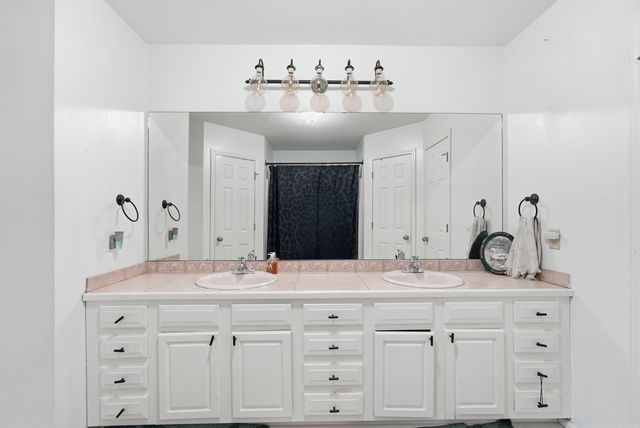 22 Ruby June St, Vilonia, AR 72173