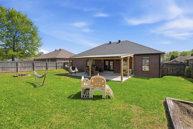 22 Ruby June St, Vilonia, AR 72173
