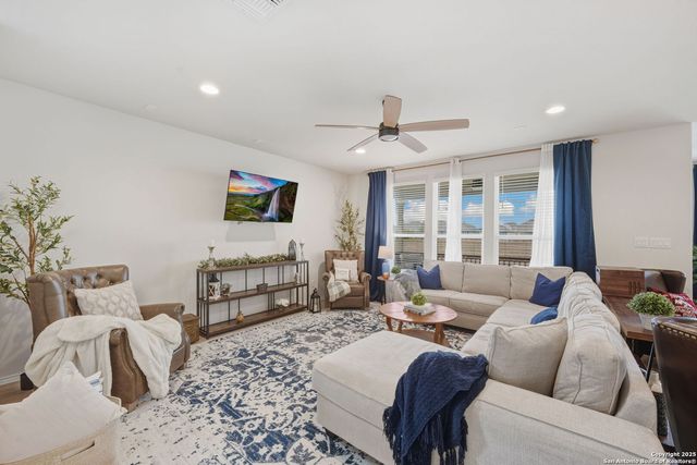 4000 Wild Bloom, Seguin, TX 78155