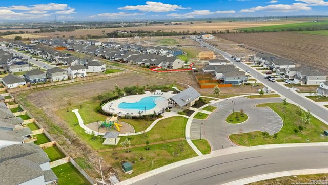 4000 Wild Bloom, Seguin, TX 78155