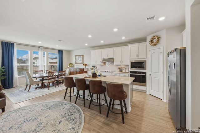 4000 Wild Bloom, Seguin, TX 78155