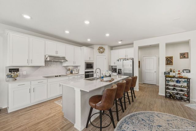 4000 Wild Bloom, Seguin, TX 78155