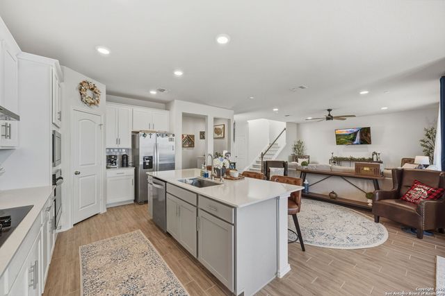 4000 Wild Bloom, Seguin, TX 78155