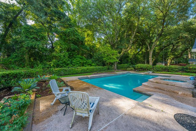 1870 Rugby Lane, Charleston, SC 29407